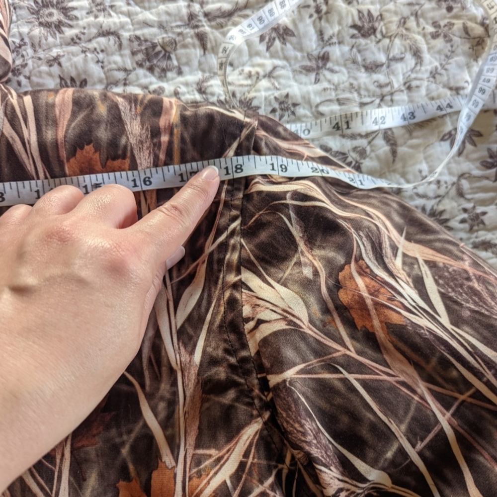 Camouflage Hooded Jacket - Picture 5 of 8